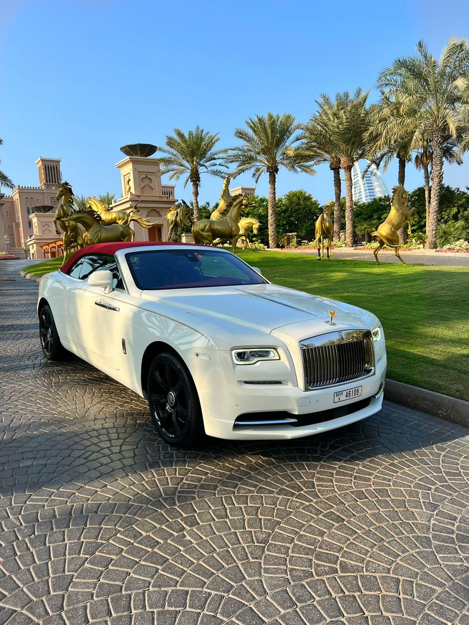 Rolls-Royce Dawn WHITE 2019 rental dubai