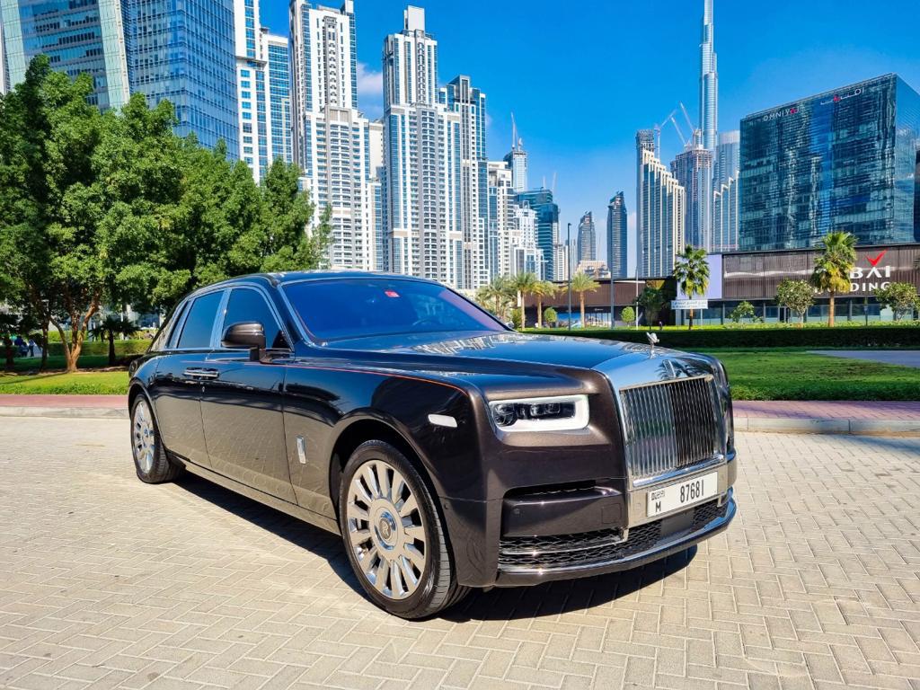 Rolls Royce Phantom EWB BLACK 2021 rental dubai