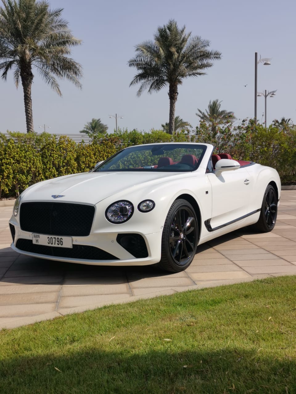 Bentley GTC WHITE 2019 rental dubai