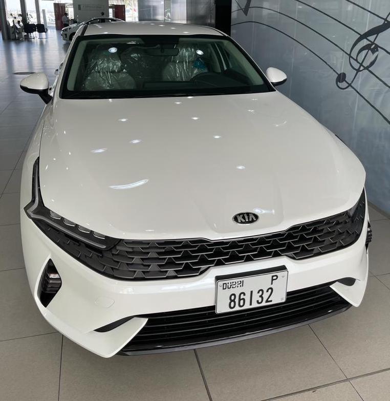 Kia K5 WHITE 2022 rental dubai