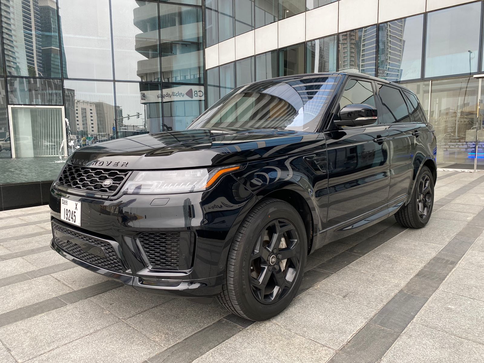 RANGE ROVER HSE SPORT BLACK 2019 rental dubai