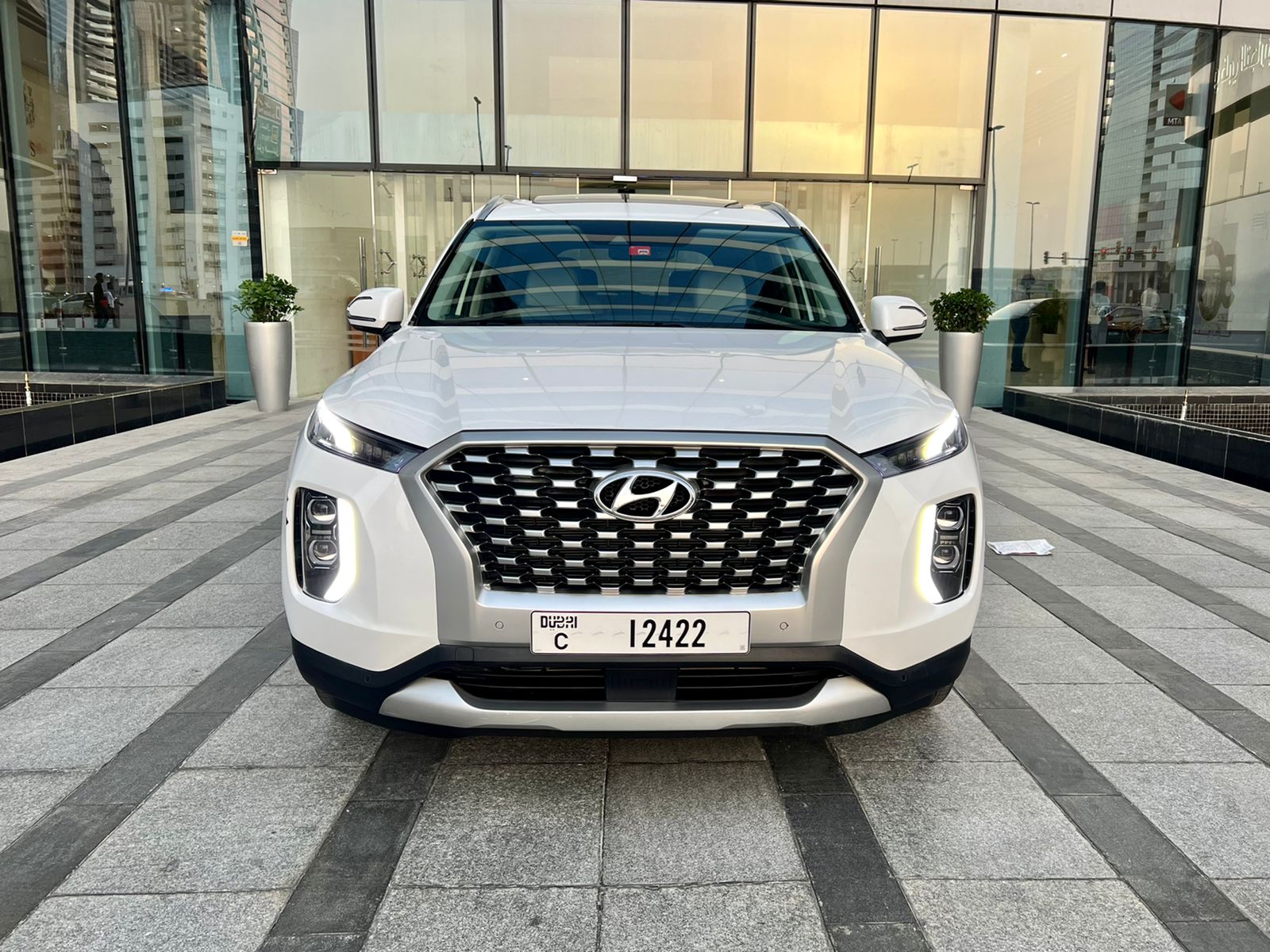 Hyundai Palisade WHITE 2021 rental dubai