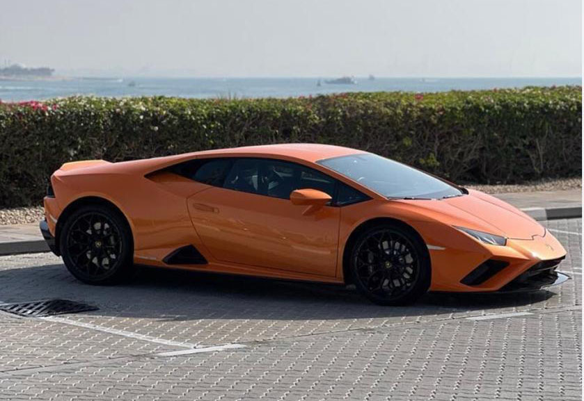 Lamborghini Huracan EVO  ORANGE 2022 rental dubai