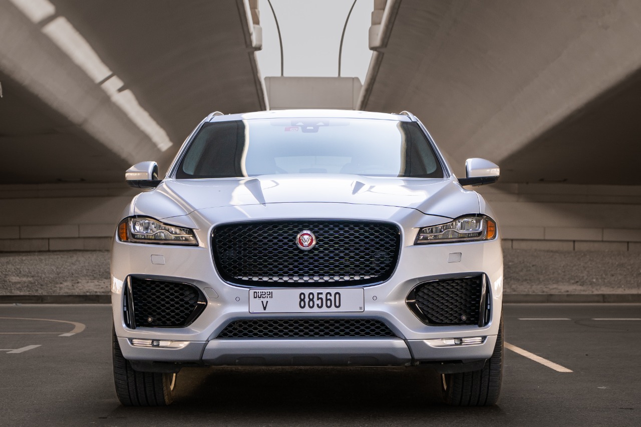 Jaguar f-pace WHITE 2020 rental dubai