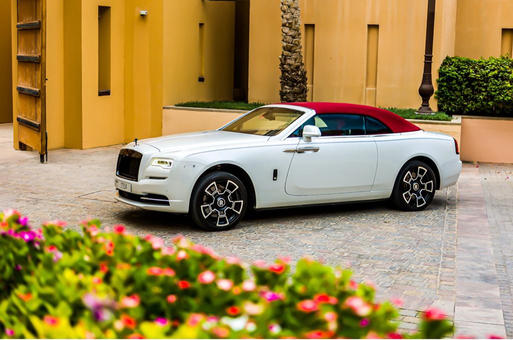 Rolls-Royce Dawn WHITE 2019 rental dubai