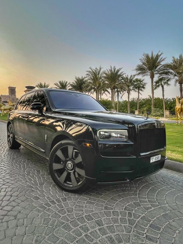 Rolls Royce Cullinan BLACK 2021 rental dubai
