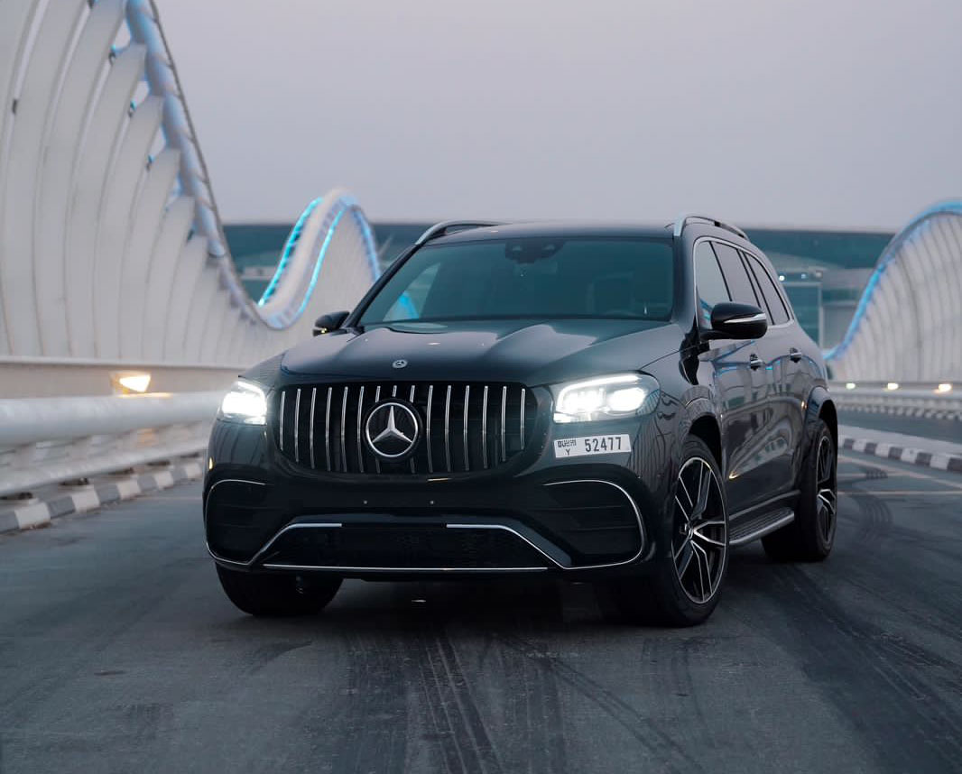 Mercedes GLS450 BLACK 2021 rental dubai