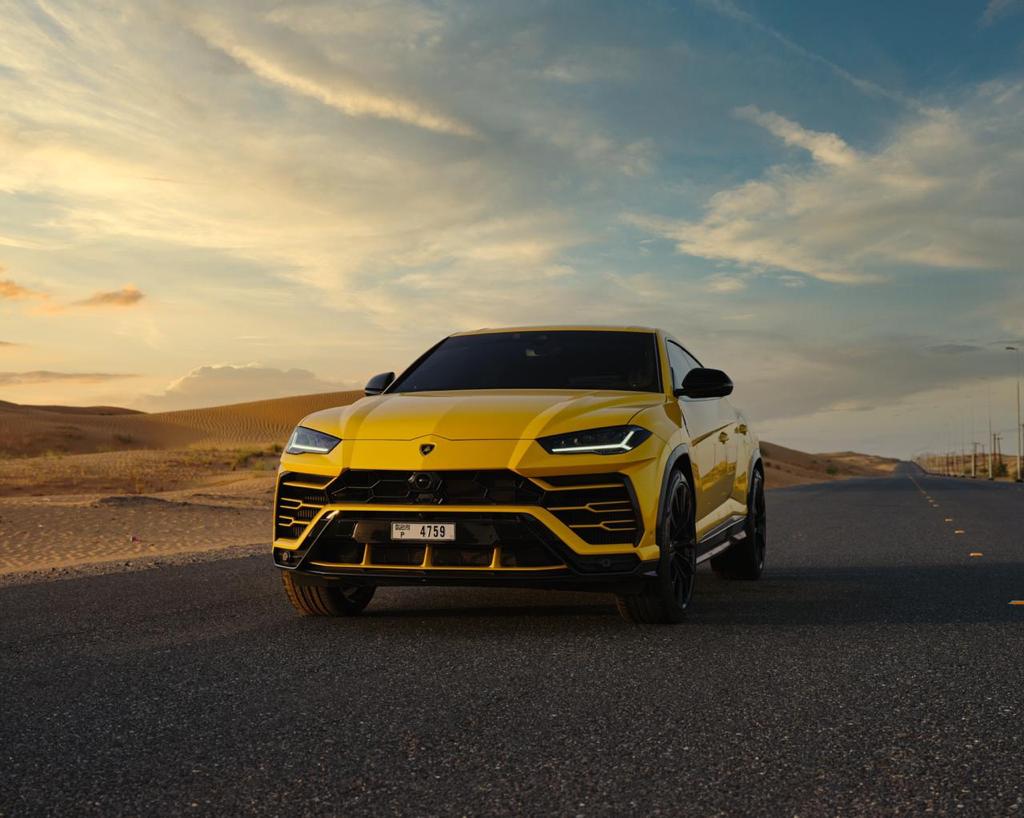 Lamborghini Urus  YELLOW 2022 rental dubai