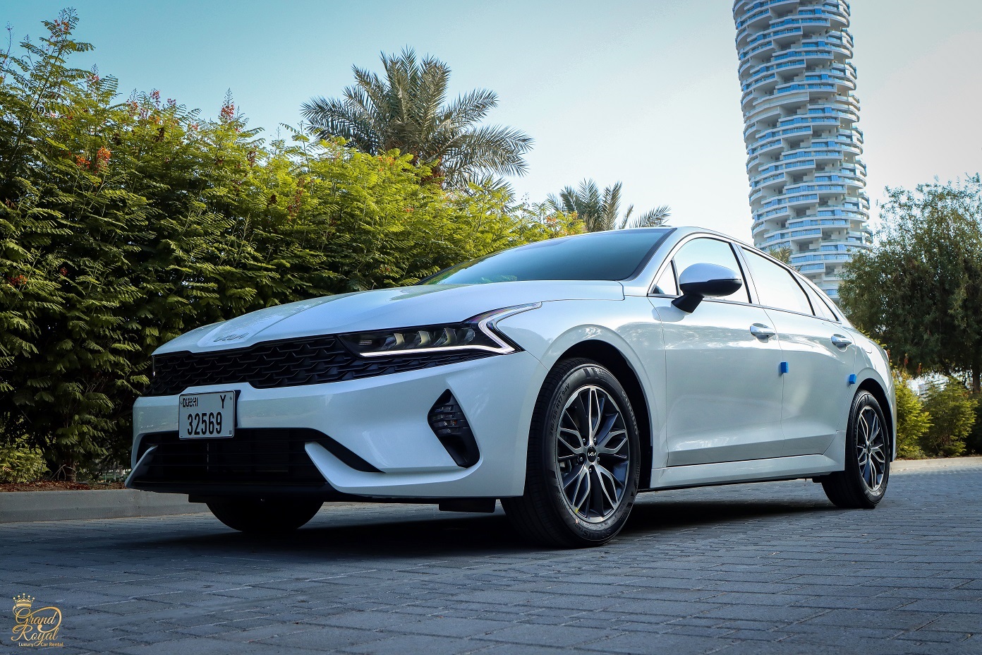 KIA K5 WHITE 2022 rental dubai