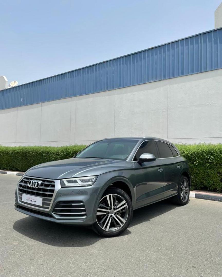 Audi Q5 2021 GREY 2021 rental dubai