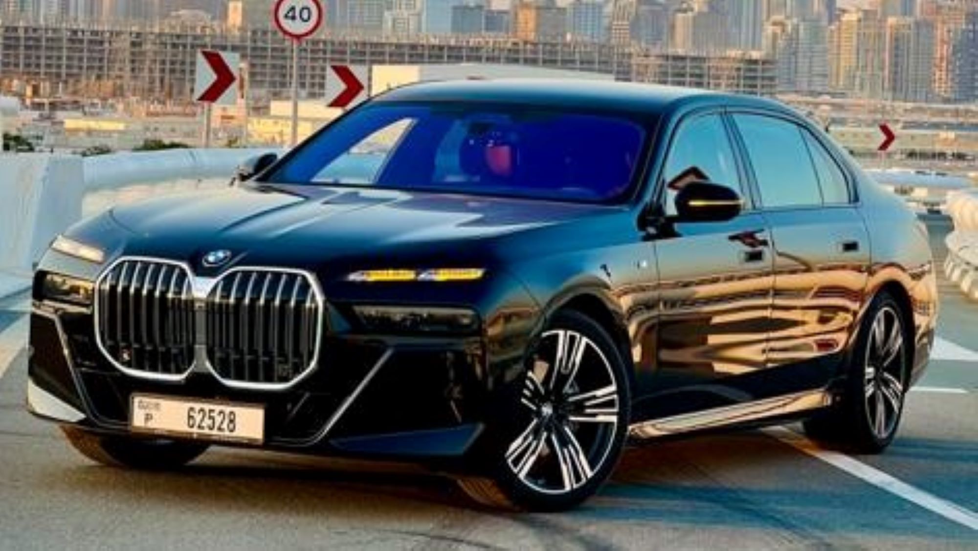 BMW 735i BLACK 2023 rental dubai