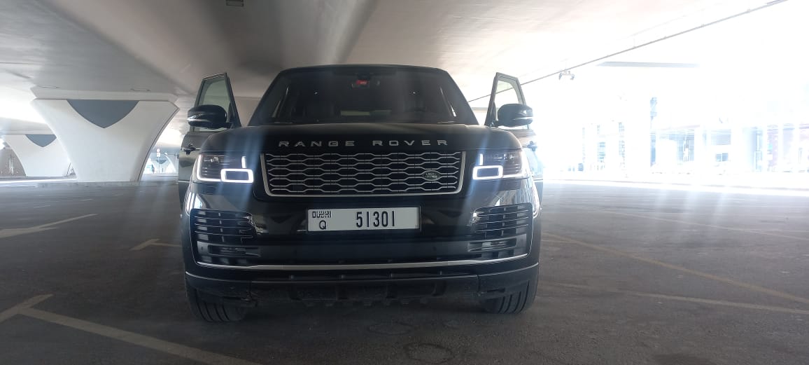 Range Rover Vogue HSE 2022 BLACK 2022 rental dubai