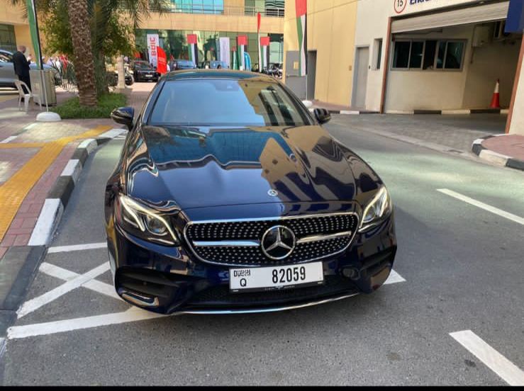 Mercedes-Benz E400 BLACK 2019 rental dubai