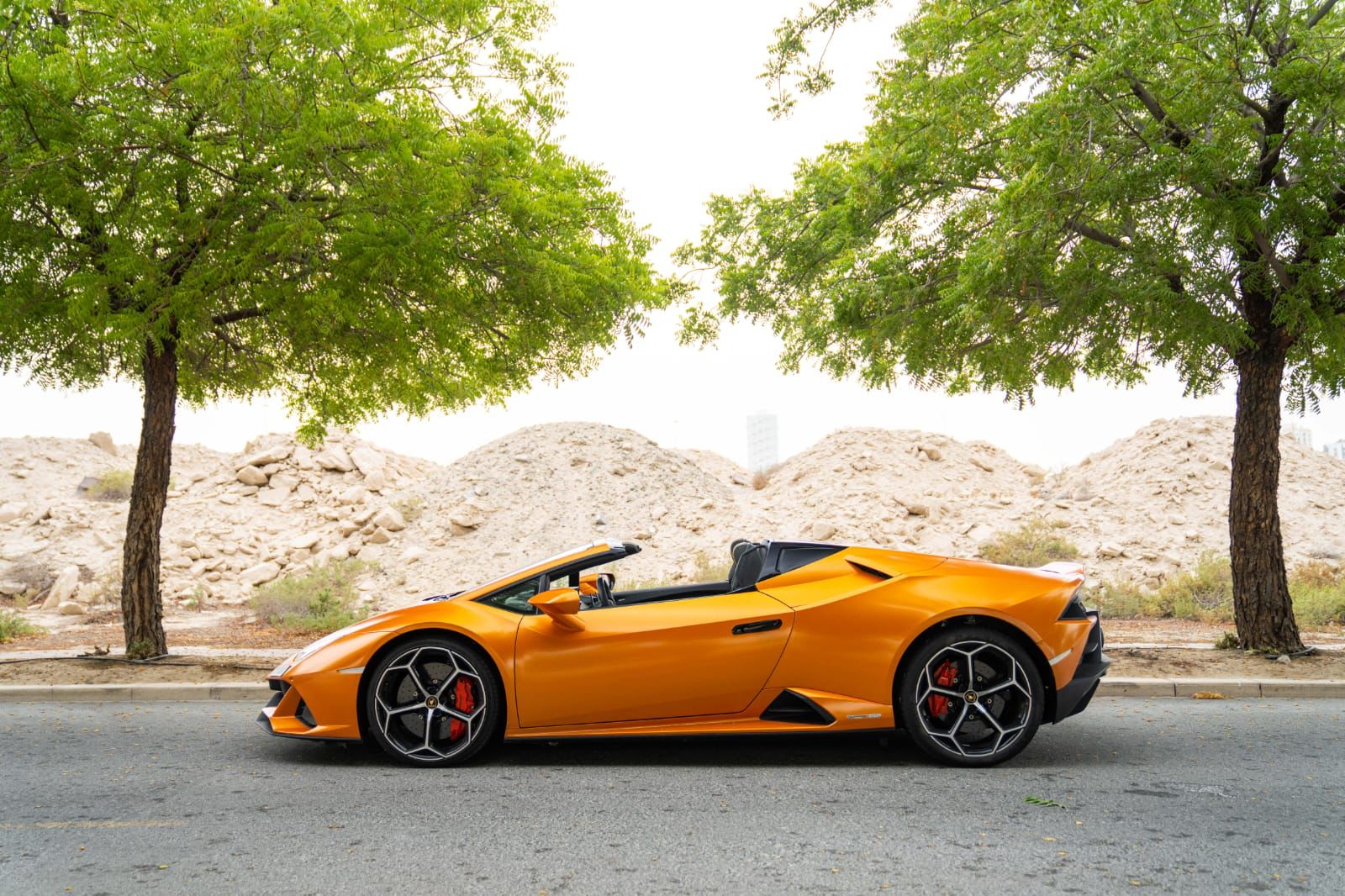 Lamborghini huracan evo spyder ORANGE 2022 rental dubai