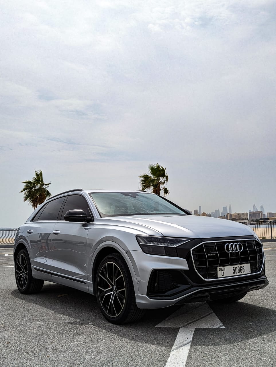 Audi Q8   2021 rental dubai