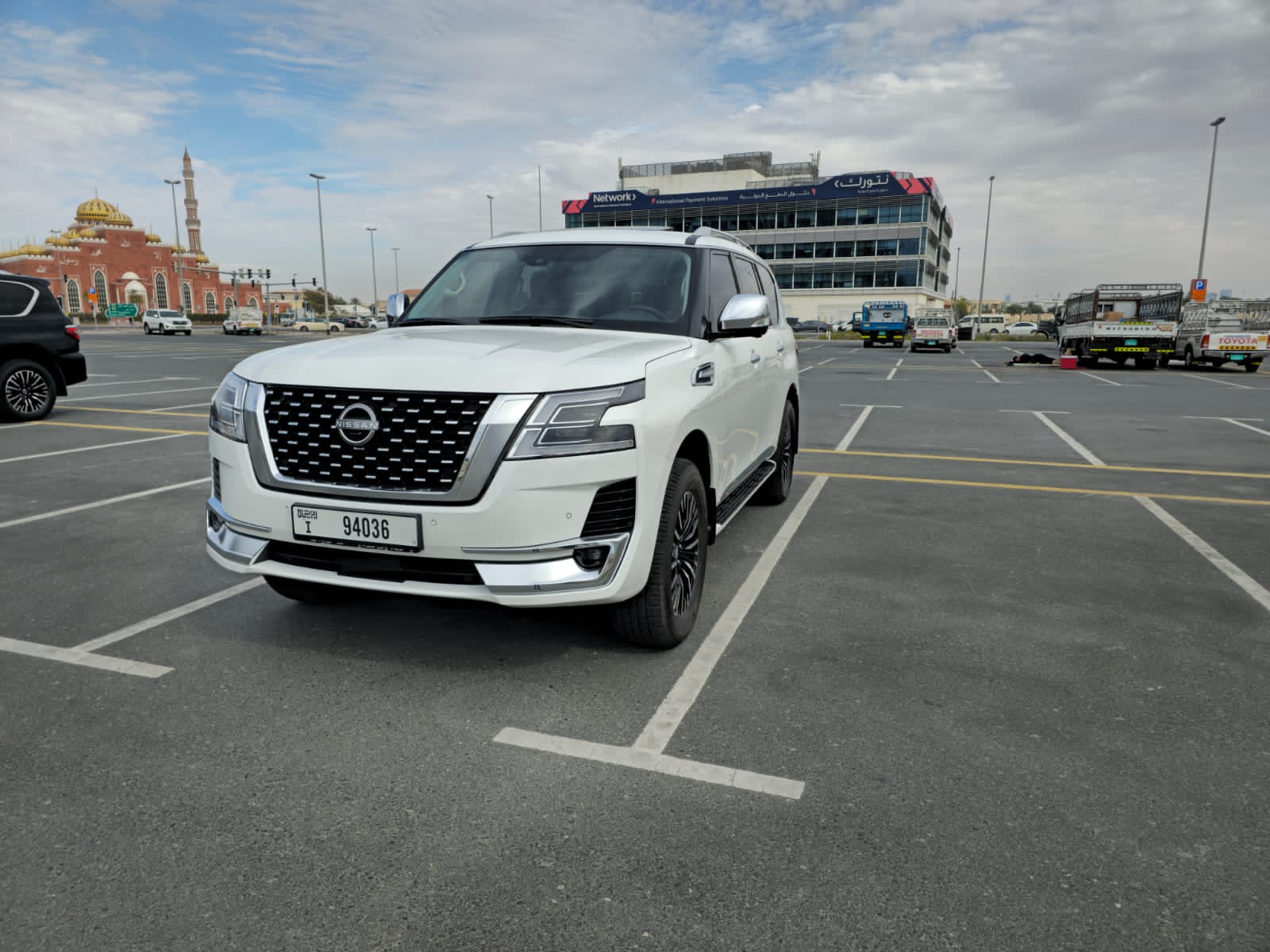 2023 Nissan Patrol Platinum WHITE 2023 rental dubai