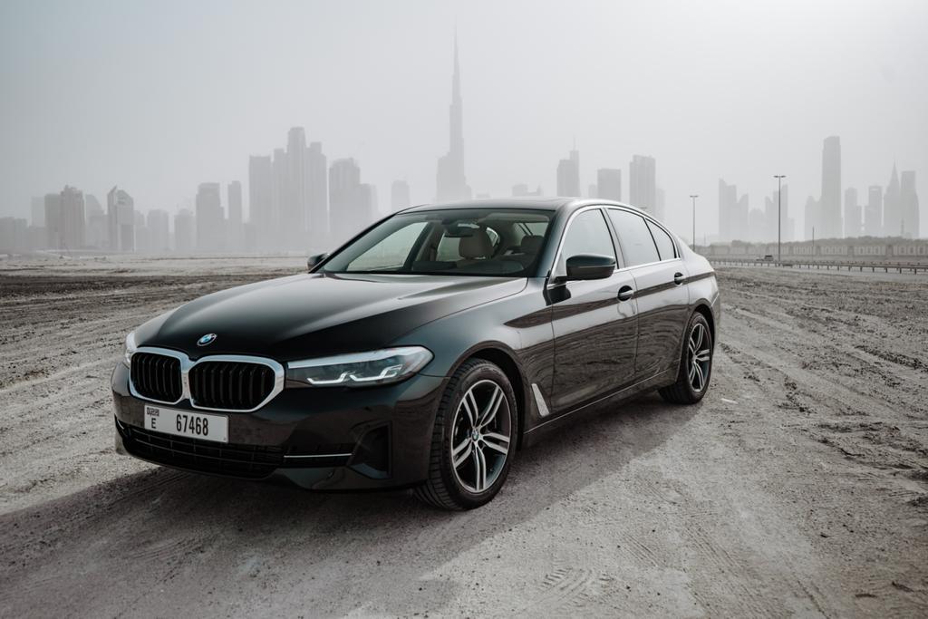 BMW 520i BLACK 2022 rental dubai