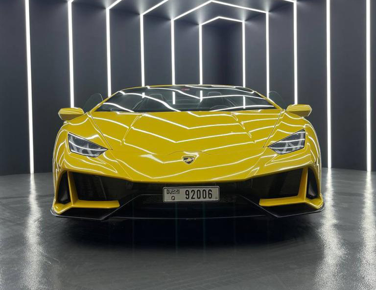 Lamborghini Huracan EVO Spider YELLOW 2021 rental dubai