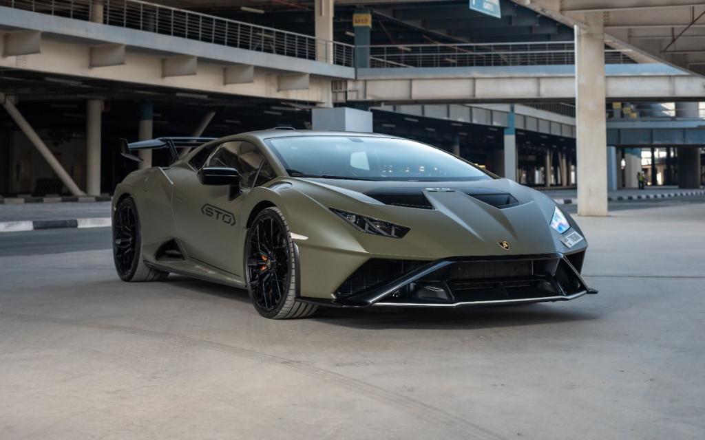  Lamborghini Hurac�n STO GREEN 2022 rental dubai