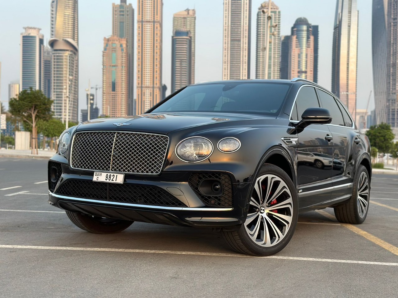 hire Bentley Bentayga Black Edition in dubai