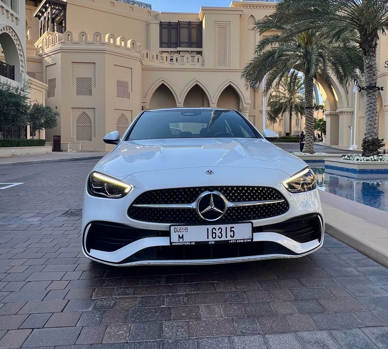 hire Mercedes Benz C200 White in dubai