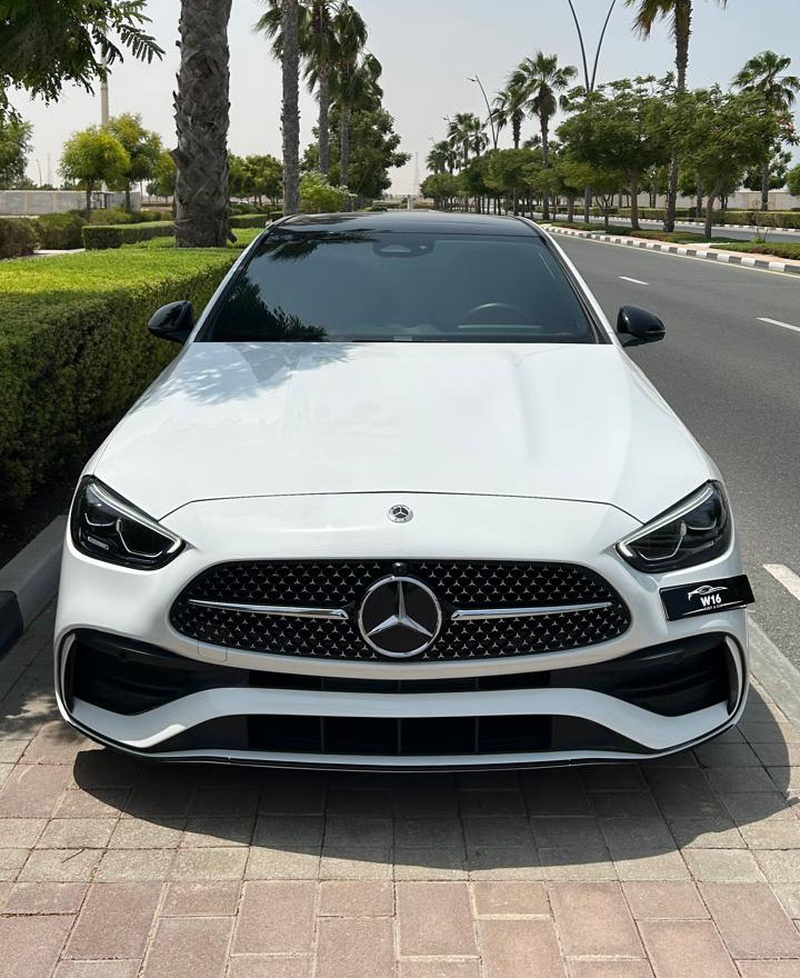 hire Mercedes Benz C300 White in dubai