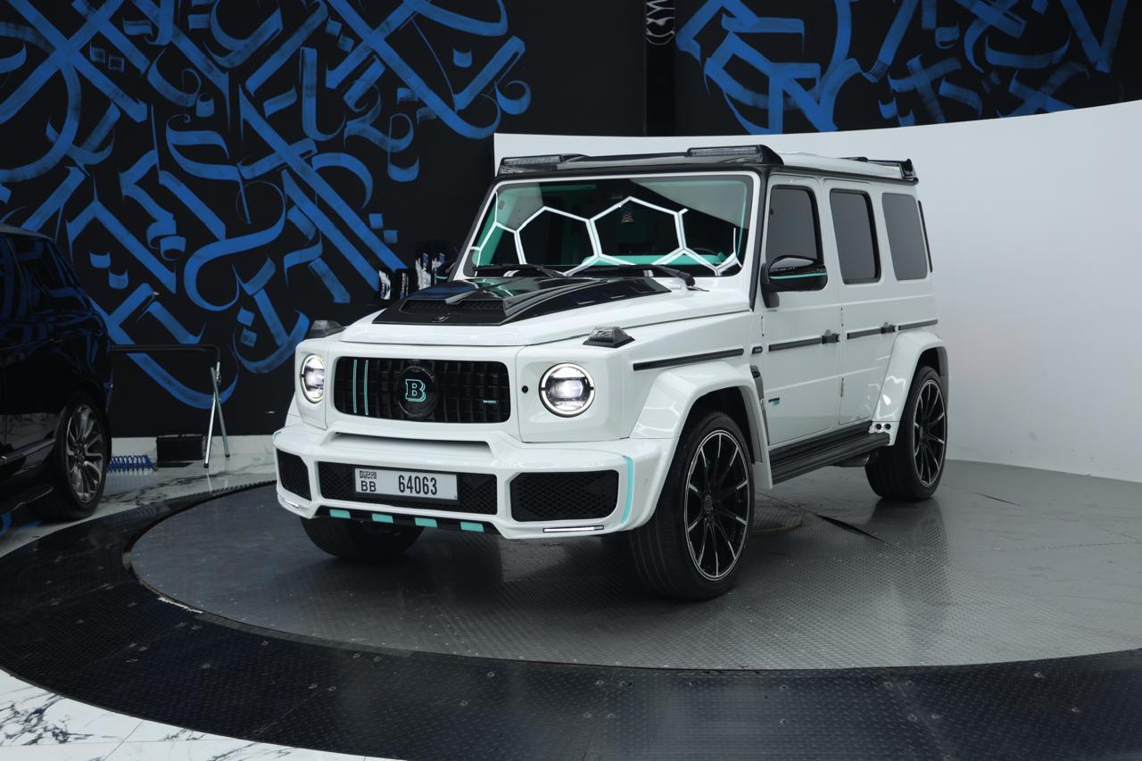 hire Mercedes Brabus G800 AMG White in dubai