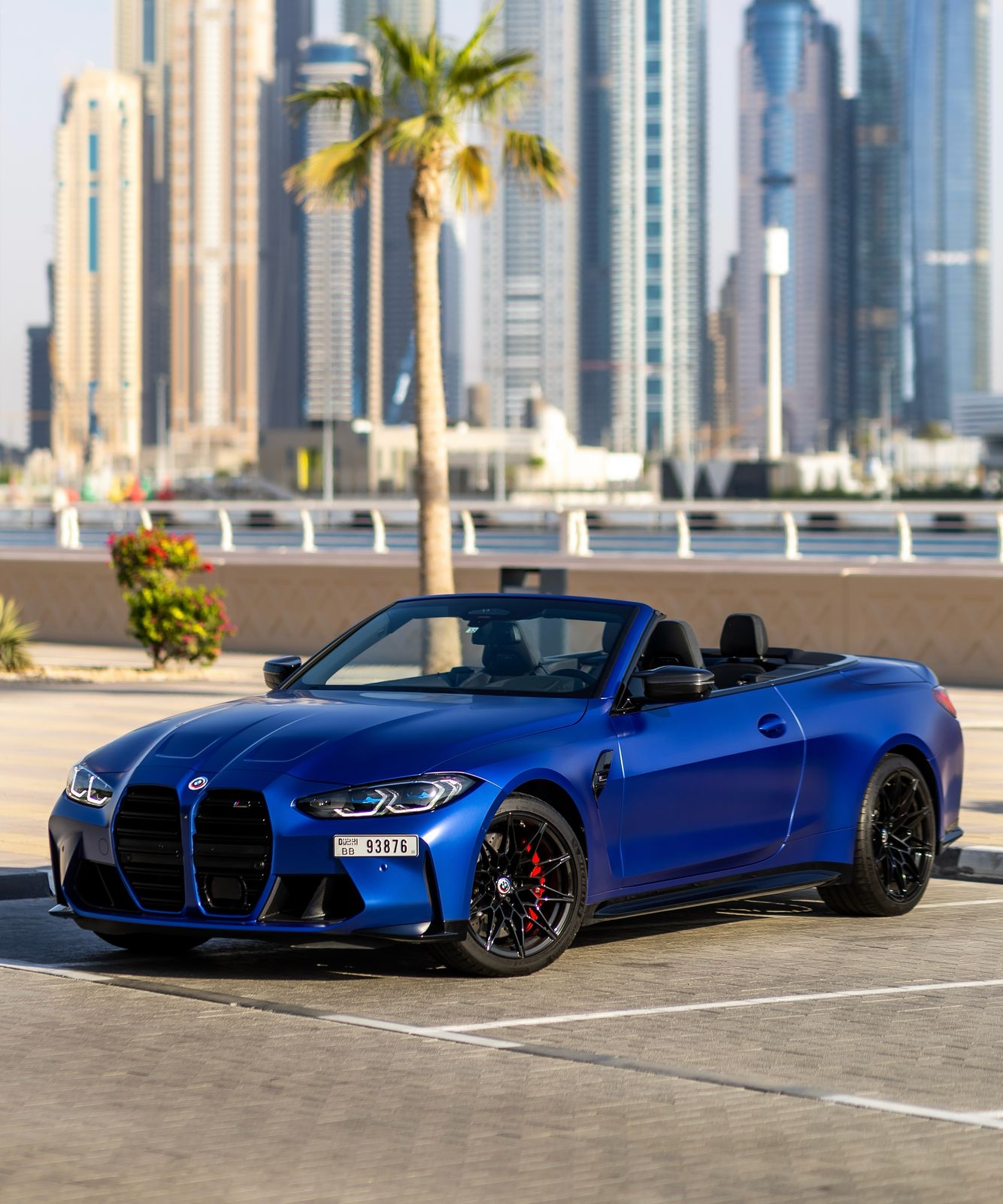 hire BMW M4 Competition Blue in dubai