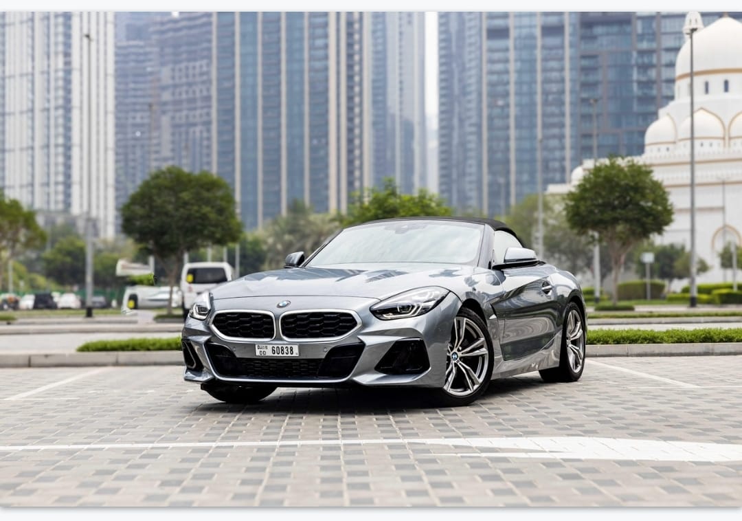 hire BMW Z4 Convertible Silver in dubai