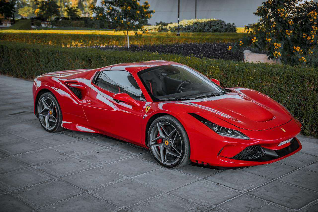 hire FERRARI F8 Tributo SPIDER RED in dubai