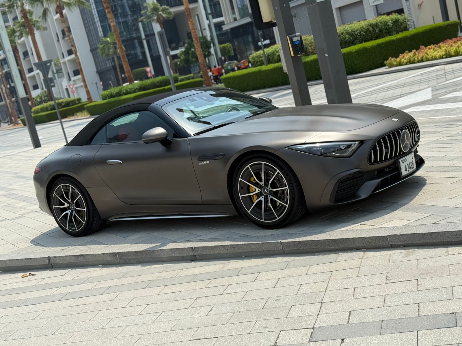 hire Mercedes Benz SL43 AMG in dubai