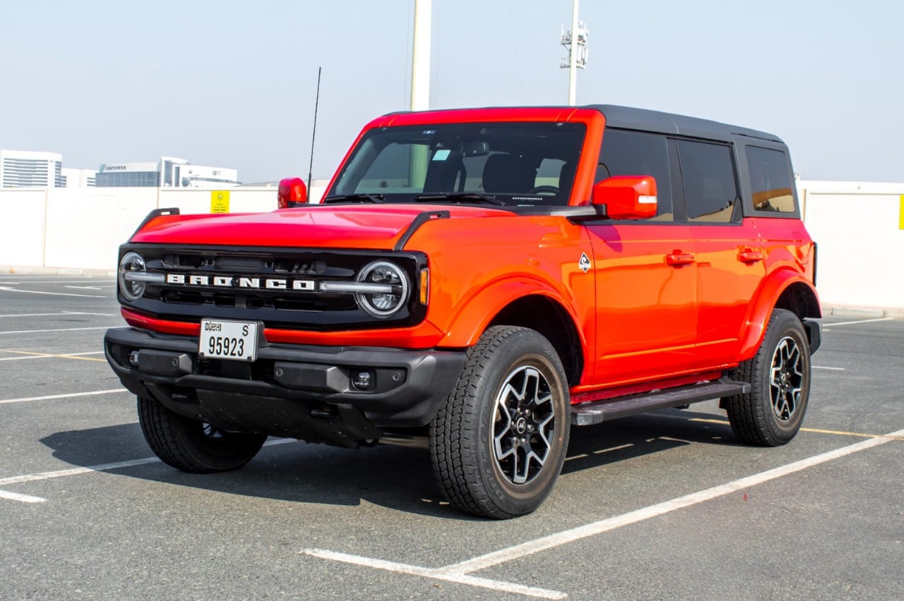 hire Ford Bronco Red in dubai