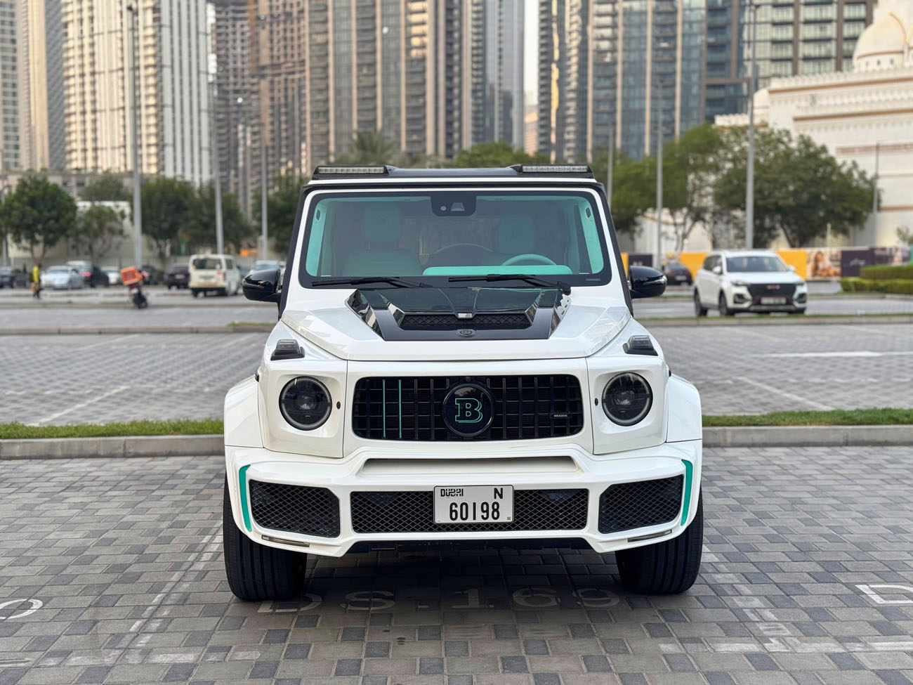 hire Mercedes G-Class Brabus G800 Kit White & Tiffany in dubai