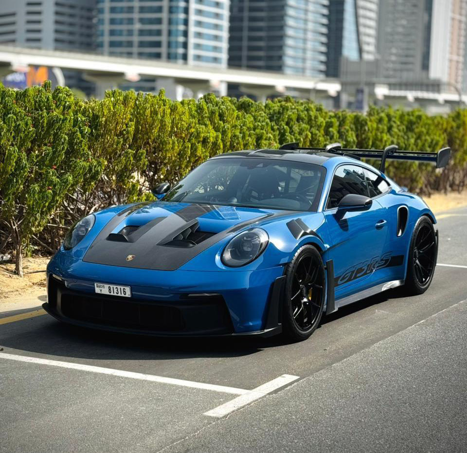 hire Porsche 911 GT3 RS Blue in dubai