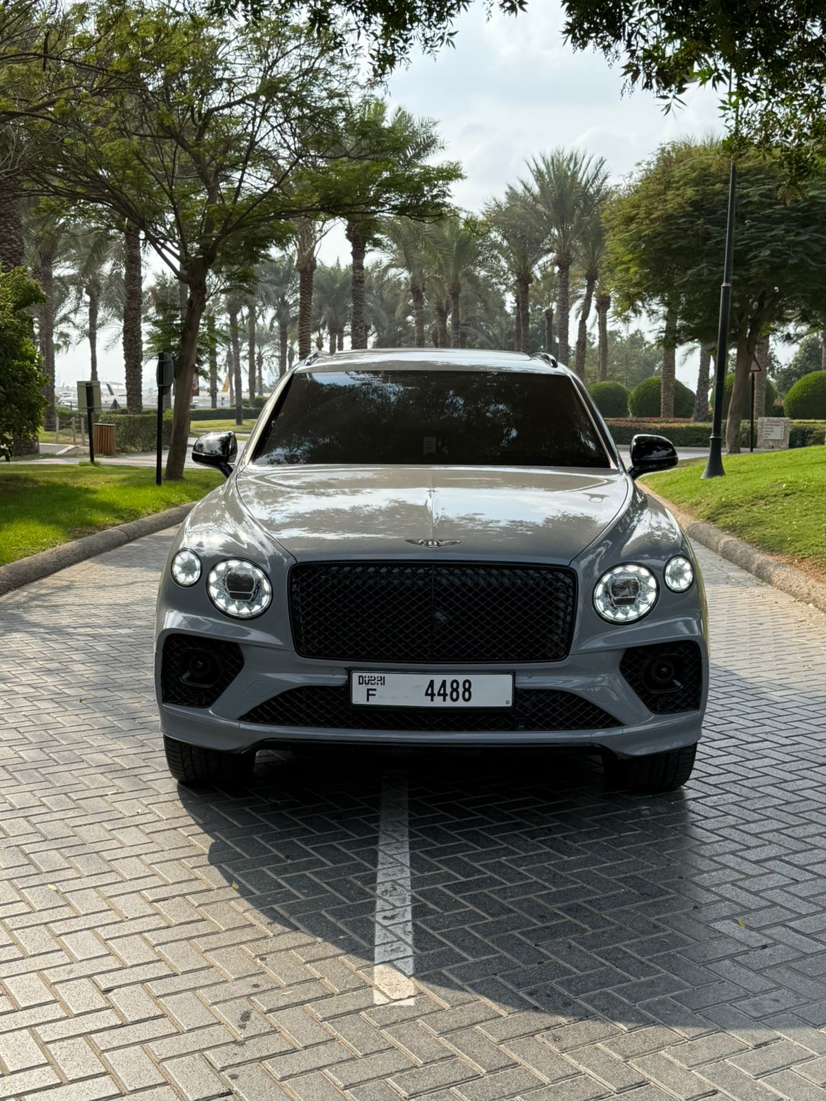 hire Bentley Bentayga Grey without deposit in dubai