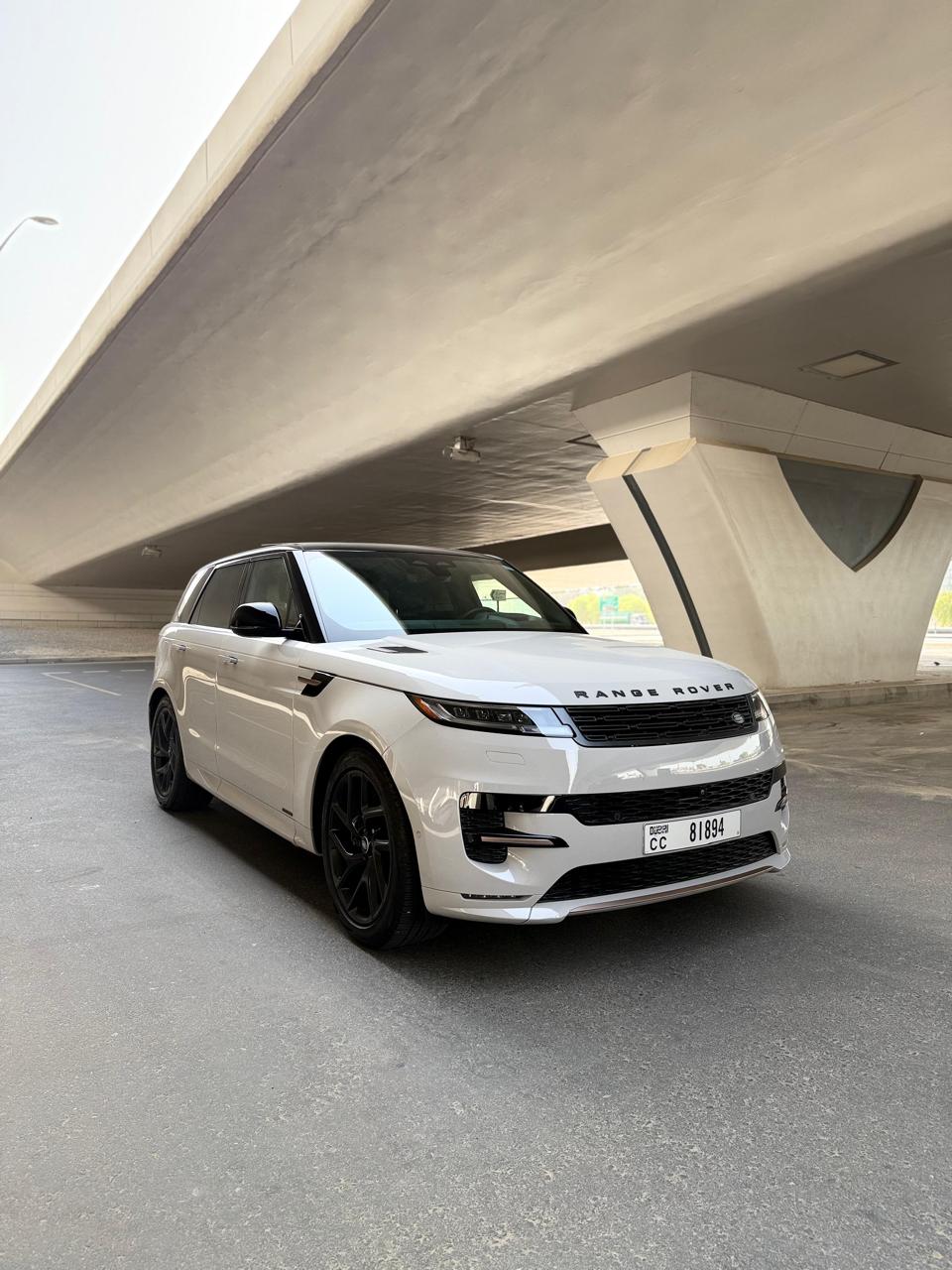 hire Land Rover Range Rover Sport Autobiography V8 in dubai