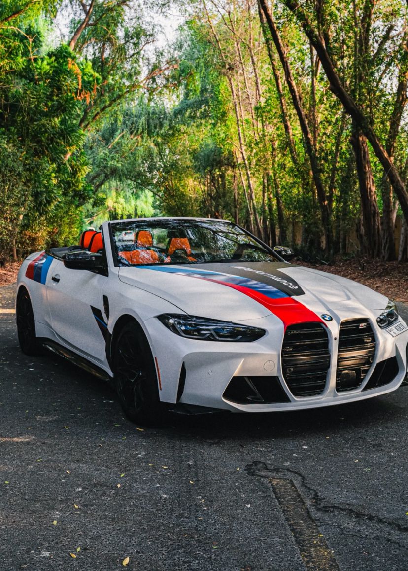hire Bmw M4 Competition cabrio White in dubai