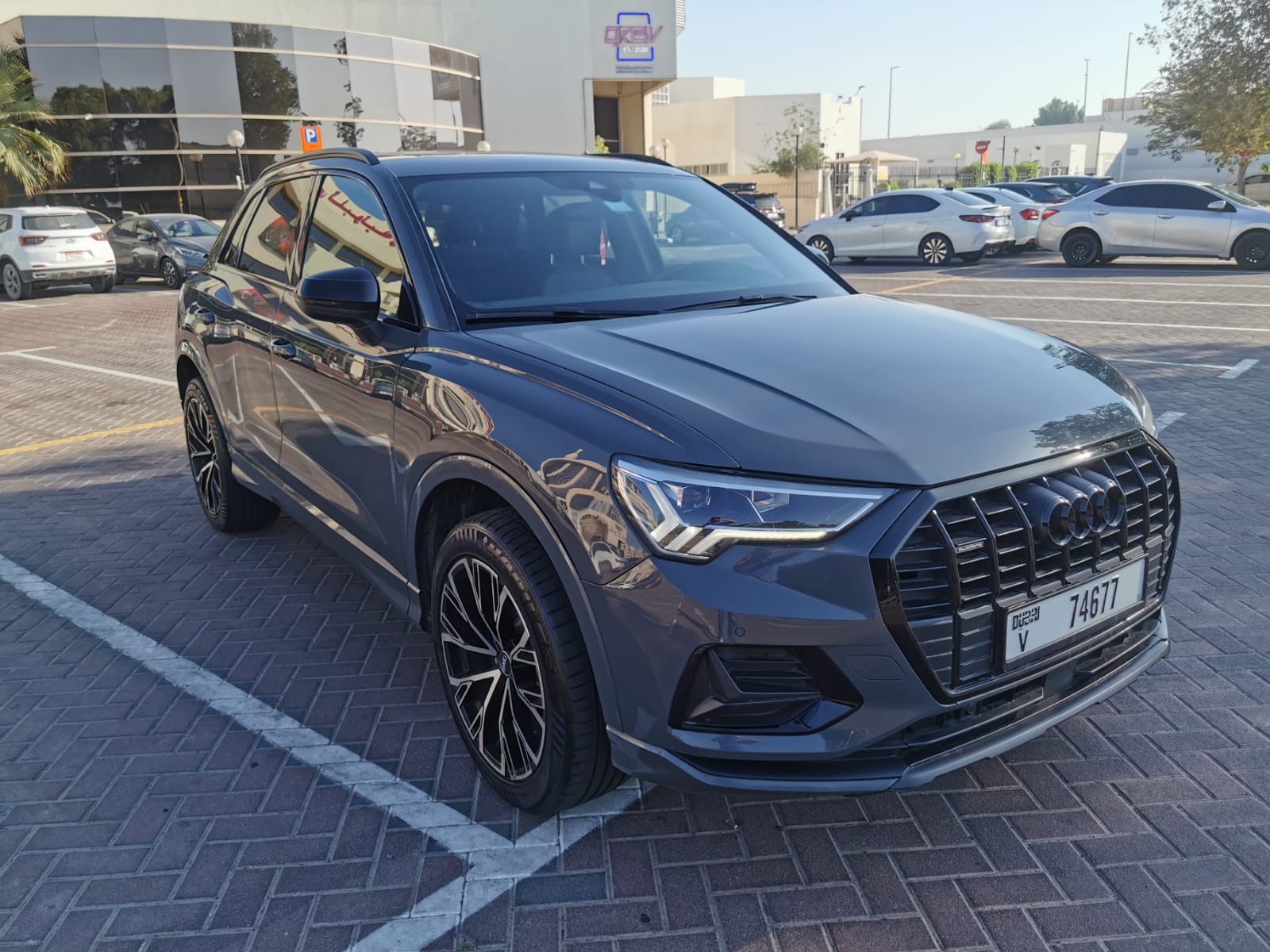 hire Cheapest Audi Q3 Monthly in dubai