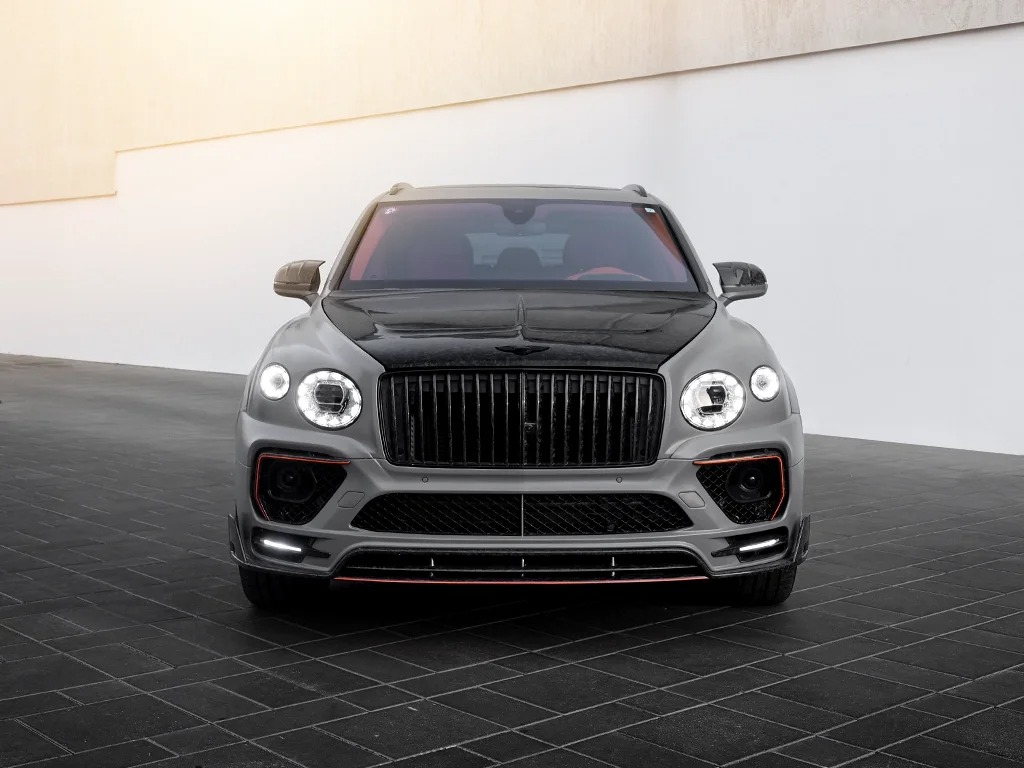 hire Bentley Bentayga Mansory Grey in dubai