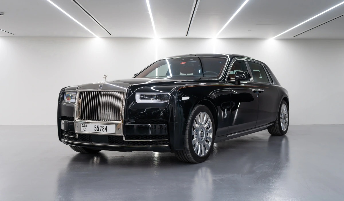 Rolls Royce Phantom BLACK 2022 rental dubai