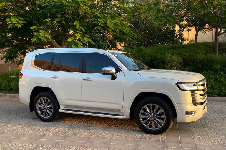 Toyota Land cruiser 2022 WHITE 2022 rental dubai